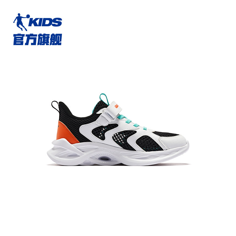  乔丹童装运动鞋