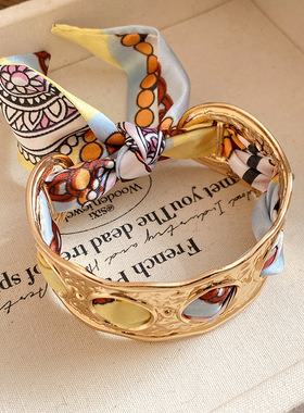 欧美风复古宫廷风镶钻镂空花朵手镯女个性夸张时尚手环