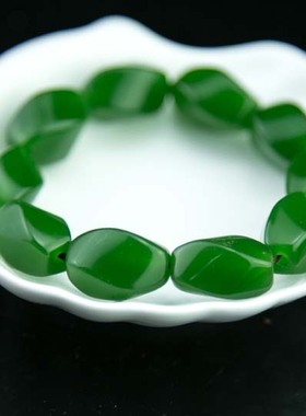 新疆和田碧玉扭转乾坤玉牌手链