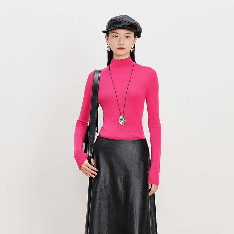 【无缝针织】AUM噢姆冬季羊毛针织打底衫修身长袖半高领上衣女款 - 图1