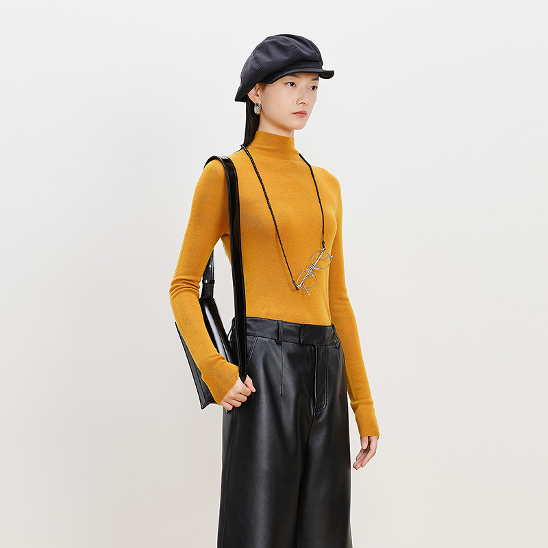 【无缝针织】AUM噢姆冬季羊毛针织打底衫修身长袖半高领上衣女款 - 图0