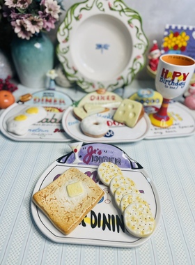 外贸手绘糕点饼干奶酪陶瓷摆件金丝熊造景装饰