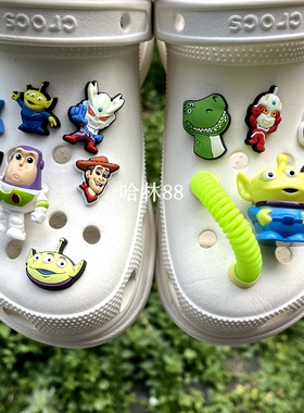 crocs洞洞鞋鞋巴斯光年小红书