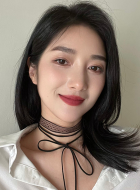 蕾丝飘带叠戴层次感设计百搭