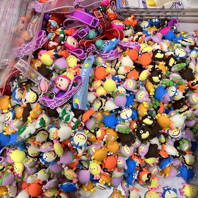 洞洞乐蛋仔派对盲盒公仔钥匙扣挂件40洞戳戳乐儿童礼物玩具三丽鸥