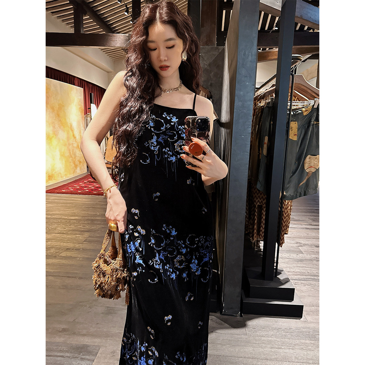 【哼哈冰冰】【玖色鹿】国风桑蚕丝绒吊带裙新年战袍连衣裙子秋,淘宝优惠券,粉丝福利购,淘宝优惠卷