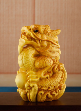 乐清黄杨木雕盘龙戏珠