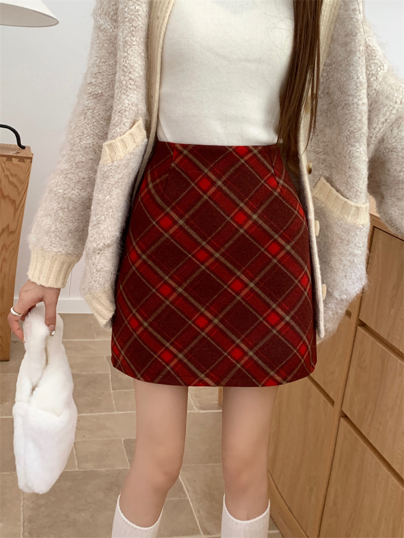 大码红色毛呢格子裙半身裙秋冬女胖mm包臀裙短裙高级感超好看半裙 - 图1