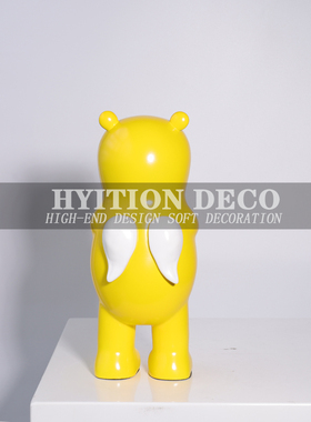 树脂装饰现代客厅小熊