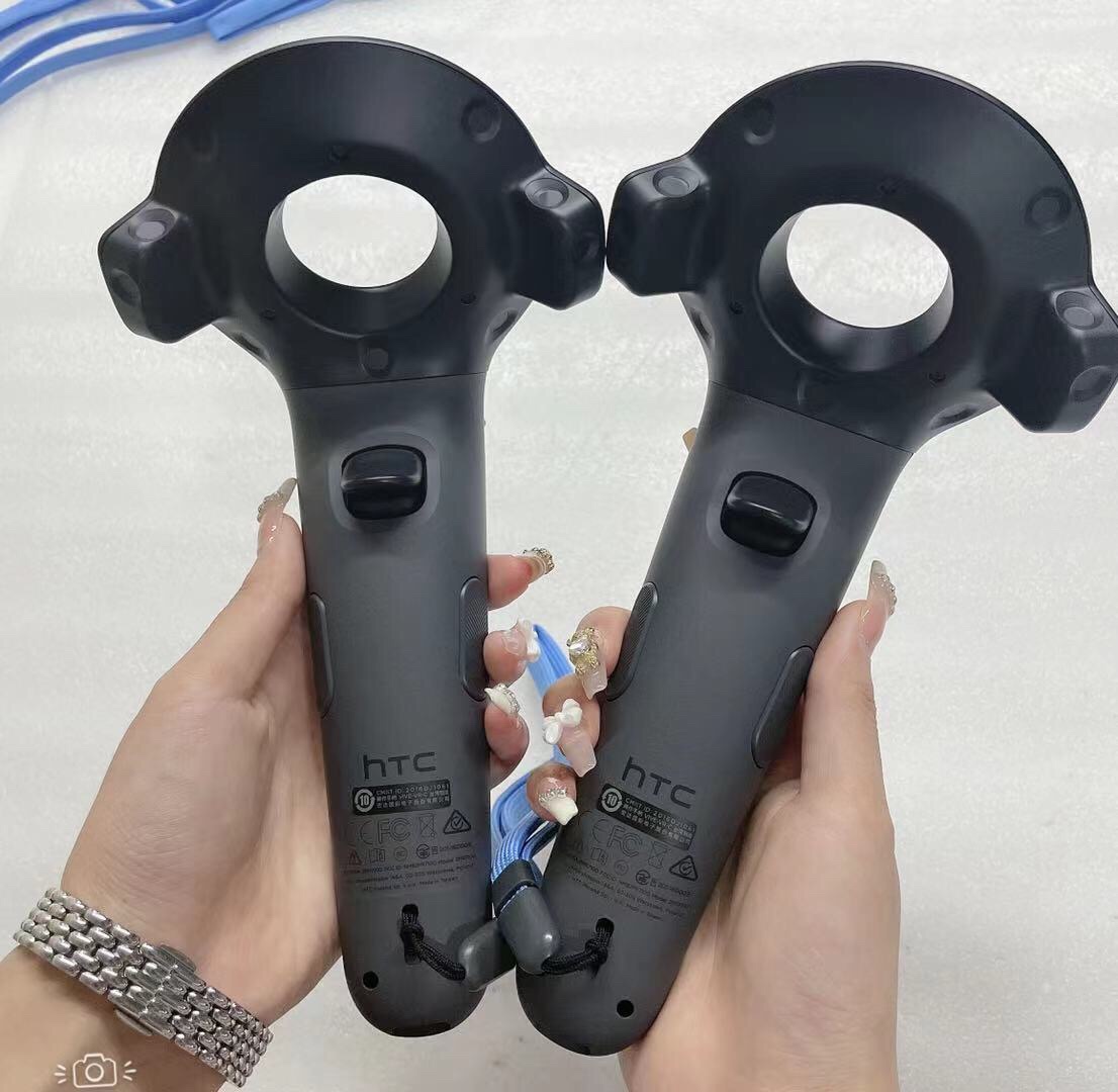 HTC vive vr全新手柄无线控制器智能VR眼镜头盔配件操控蓝牙手柄 - 图0