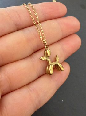 可爱金色狗狗项链女钛钢金属链条吊坠饰品