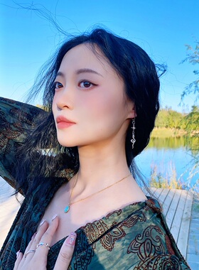 荆棘镇原创镶锆蛇形星星耳环