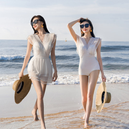 高颜值泳衣女款微胖女孩遮肉高级感2025新款白色绝美游泳衣女温泉 - 图0