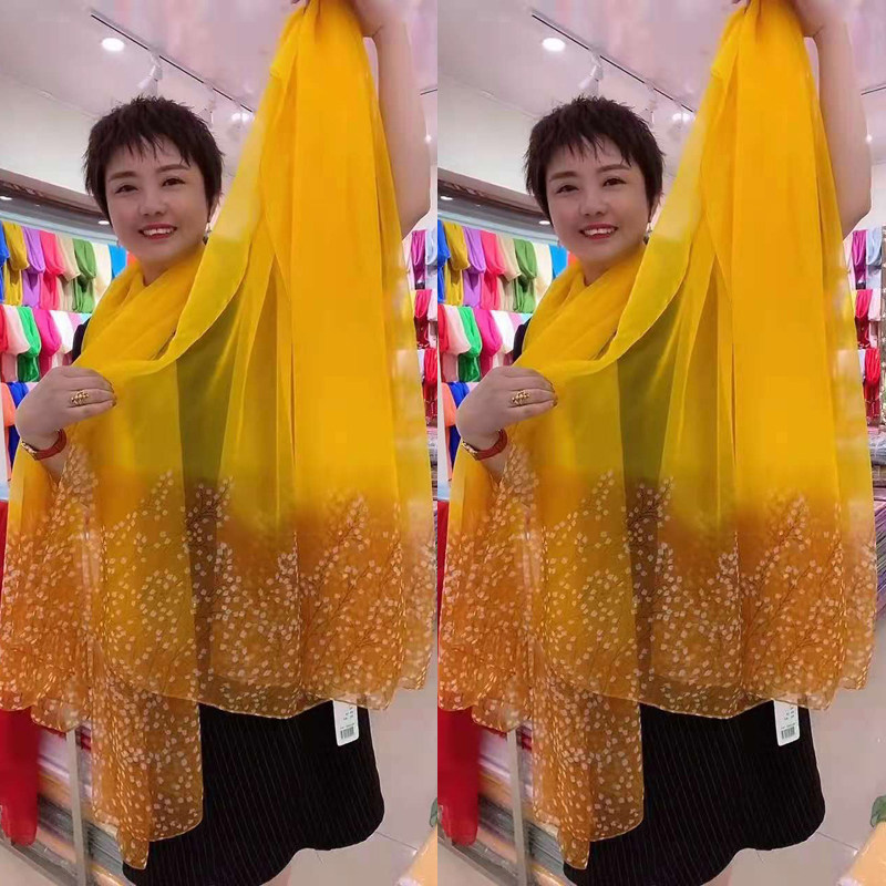 丝巾女秋冬时尚洋气广场舞纱巾超大百搭保暖围巾妈妈款防晒披肩薄