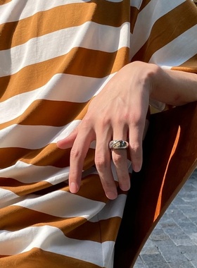 欧阳同款戒指女ins风小众设计女款轻奢高级感闭口指环百搭高颜值