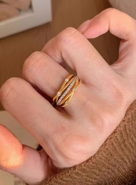 新款潮牌锆石缠绕戒指女百搭小众高级感个性女式轻奢可调节食指环