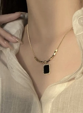 春夏新款黑色几何项链女小众设计气质时尚锁骨链网红颈链配饰品