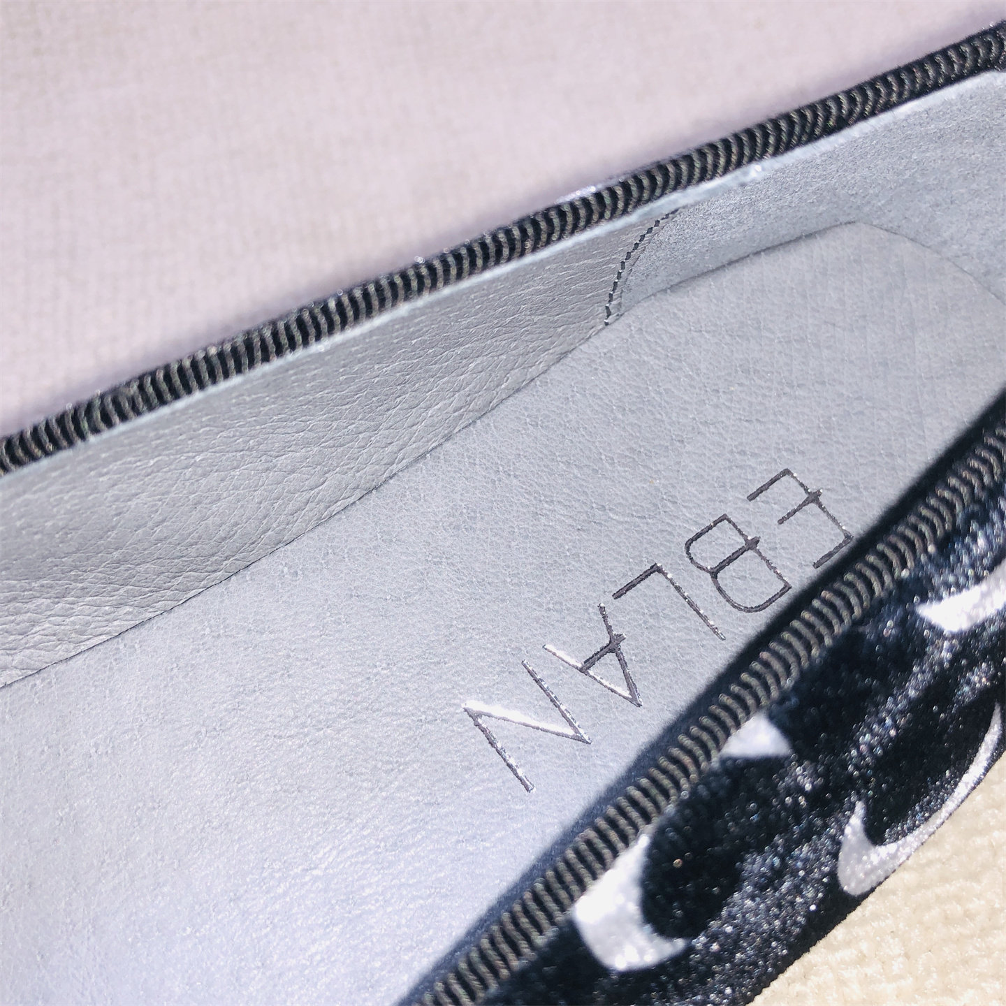 EBLAN伊伴撤柜断码女鞋乐福鞋女平底一脚蹬舒适百度通勤豆豆鞋女,淘宝优惠券,粉丝福利购,淘宝优惠卷