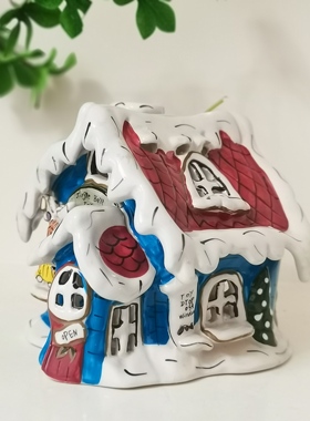 布鲁瓷出口陶瓷雪景屋圣诞小鹿铃铛房子仓鼠宝宝窝家居装饰品摆件