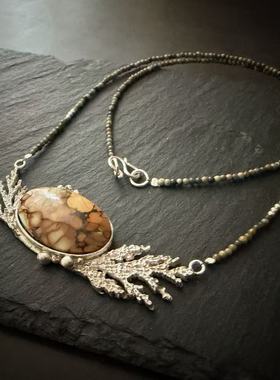 月末魔羯。原创。|秋天| 天然绿松石戒面。925银叶子。项链