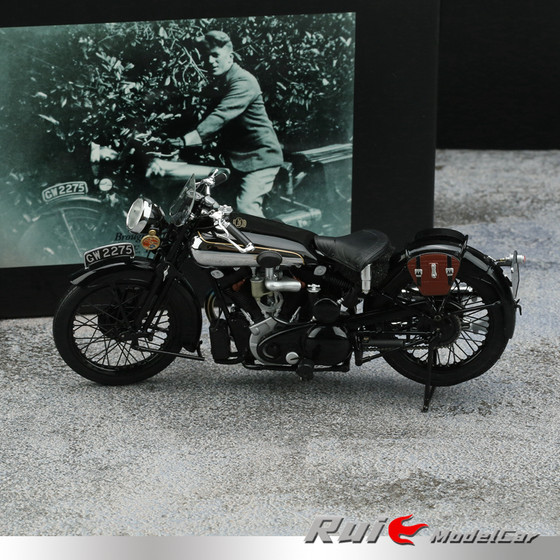 Mini Chebrough Lawrence Motorcycle Model
