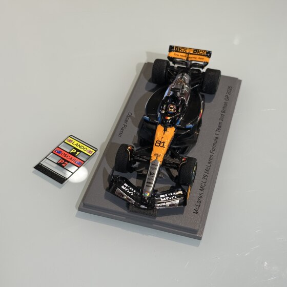 Now 1 43 SPARK Piastri MCL39 British special paint second Spanish special paint championship car model