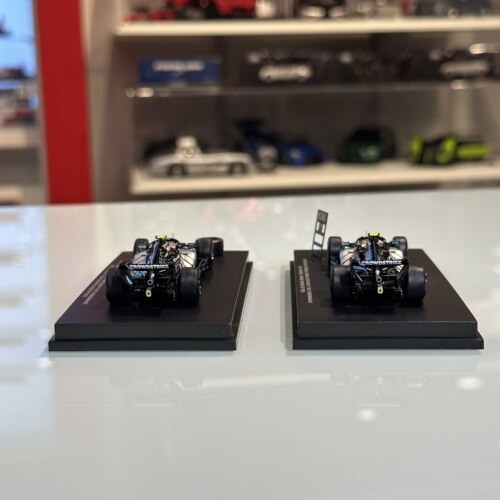 现1:64 迷你切 2026奔驰 W17 安东内利中国夺冠首个杆位 F1车模 - 图1