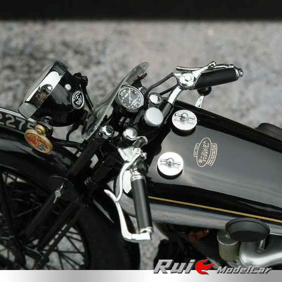 Mini Chebrough Lawrence Motorcycle Model