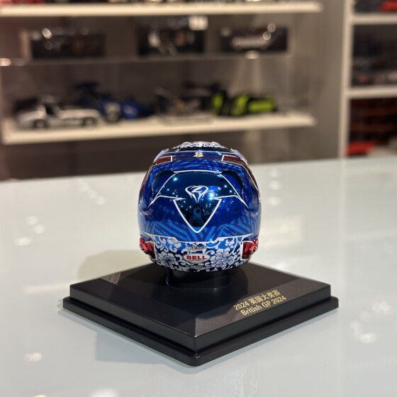 Spot 1 5 Spark Zhou Guanyu's 2024 final work Saobo F1 Team British Station limited helmet model