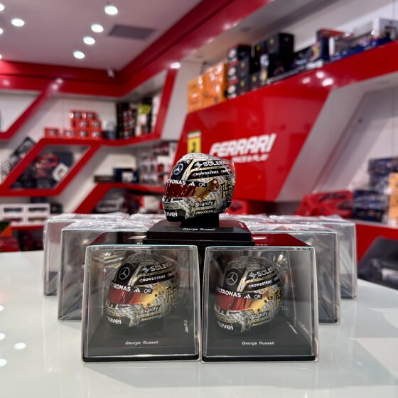 Pre 1 5 Spark Russell Mercedes F1 2025 Chinese Grand Prix special painted helmet model collection