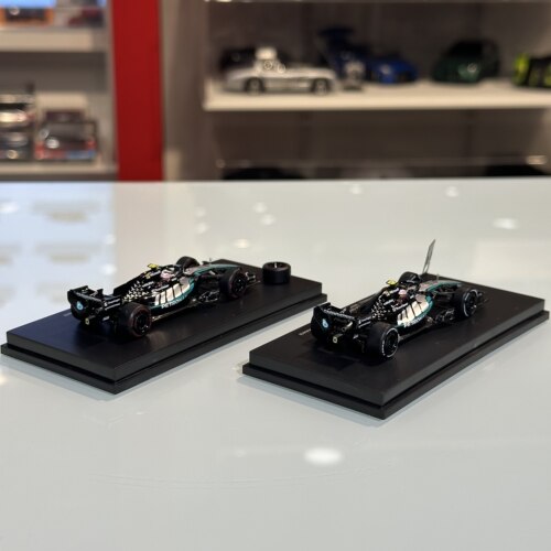 现1:64 迷你切 2026奔驰 W17 安东内利中国夺冠首个杆位 F1车模 - 图2
