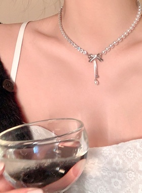 甜酷双拼 新款设计感蝴蝶结珍珠流苏项链女轻奢小众锁骨链