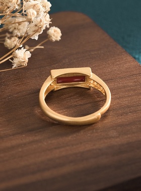 2022新年喜庆配饰古法镀金镶嵌仿南红宝石戒指中国风复古饰品