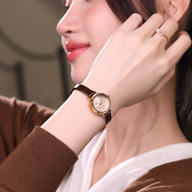 聚利时夏季女款学生小众轻奢石英表 julius聚利时晨宇日韩腕表