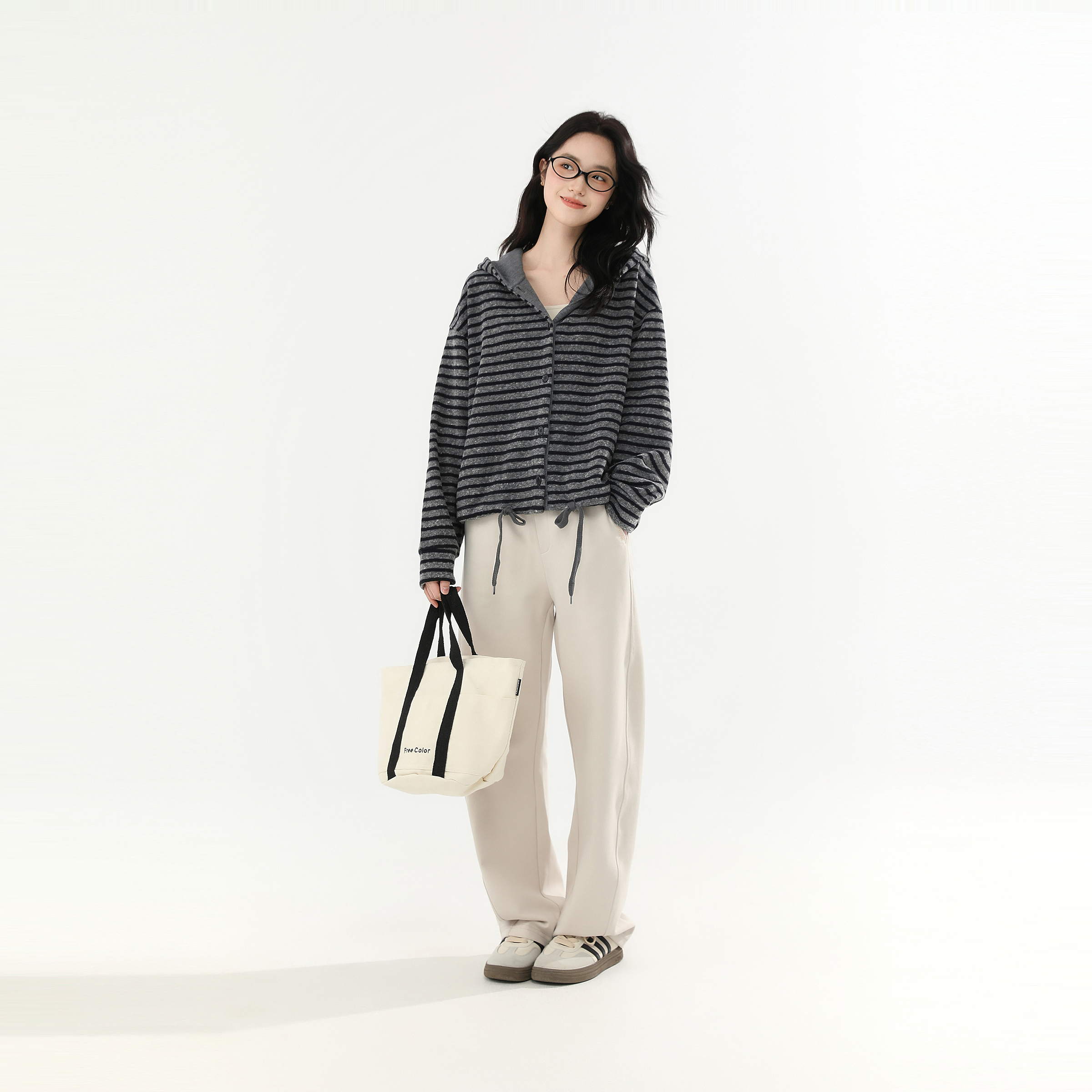 【加购！30号多多买手店】飞鸟和新酒灰色条纹宽松带帽外套女 - 图1