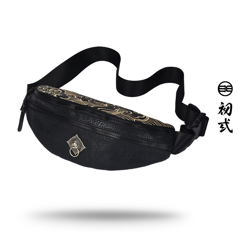 初弎狮子头中国风潮牌刺绣斜挎包 初弎男士包袋