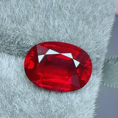 典藏级大克拉鸽血红 5.06ct 天然无烧鸽血红红宝石 GRS权威证书 - 图3