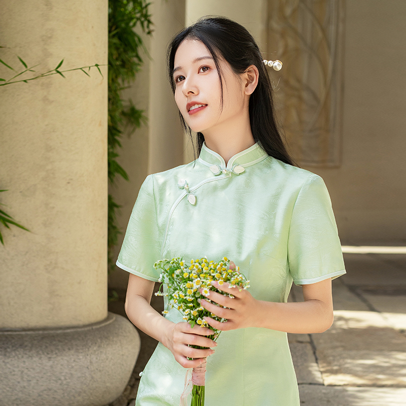 时光裁剪丨清如真丝改良旗袍2025新款日常少女年轻款绿色气质高端 - 图2