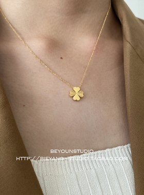四叶草爱心项链女时髦百搭