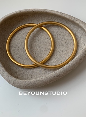 古法传承磨砂金色手镯