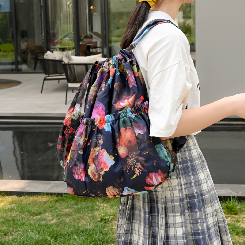 韩版尼龙束口袋双肩包户外休闲运动包学生背包大容量轻便旅行包潮 - 图2