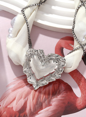 欧美小众设计感金属心形项链