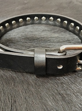 实心塔钉撞钉围脖chocker真皮项圈2.2厘米宽
