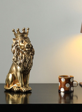 轻奢中古金色皇冠狮子国王摆件高级感小众客厅书房卧室装饰艺术品