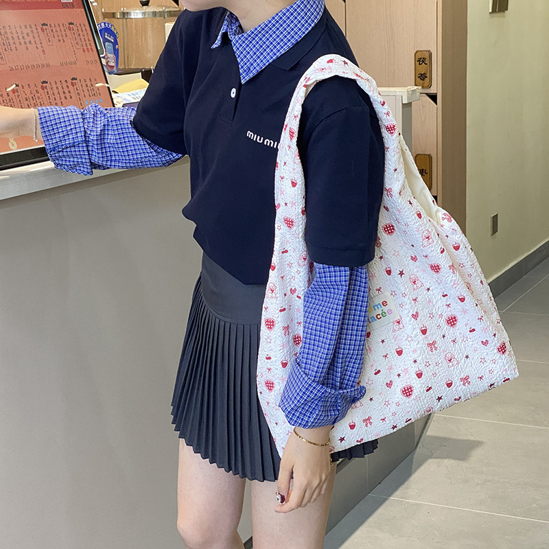 唐糖包袋/夏季卡通压花帆布包女大容量背心包逛街购物袋学生书包,淘宝优惠券,粉丝福利购,淘宝优惠卷