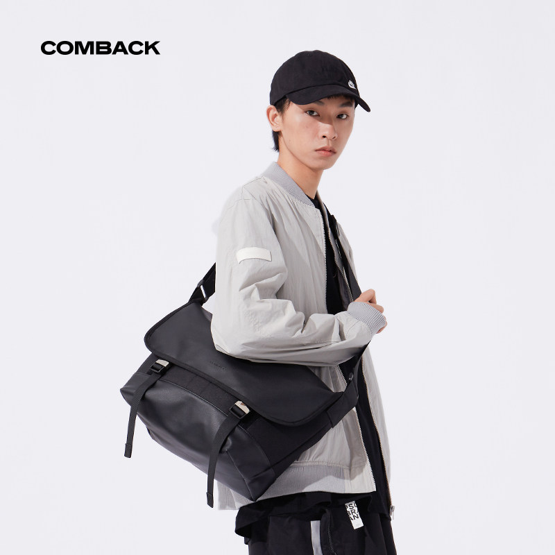 comback运动旅行男邮差包女健身包 comback男士包袋