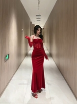 Large code Sexy fish bone red harness velvet dress Dress Woman Design Sense Hollowed-out Hot Girl style Hip Length Skirt