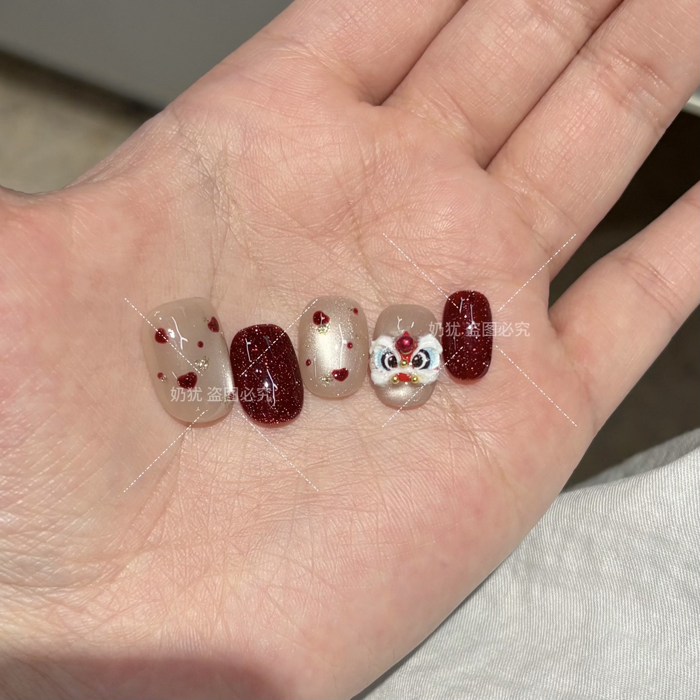 【A绛狮跃焰】氛围感纳福醒狮高品质纯手工穿戴甲美甲成品贴片,淘宝优惠券,粉丝福利购,淘宝优惠卷