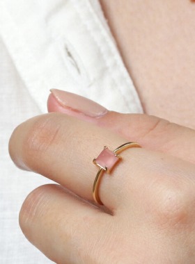 日本代购银座ginza rim方形菱锰矿戒指女18K金字塔天然石彩石指环