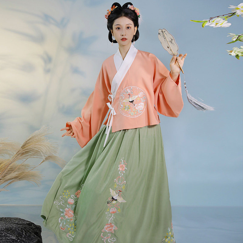 墨莉原创女【别鹤吟】明制袄裙汉服 墨莉汉服